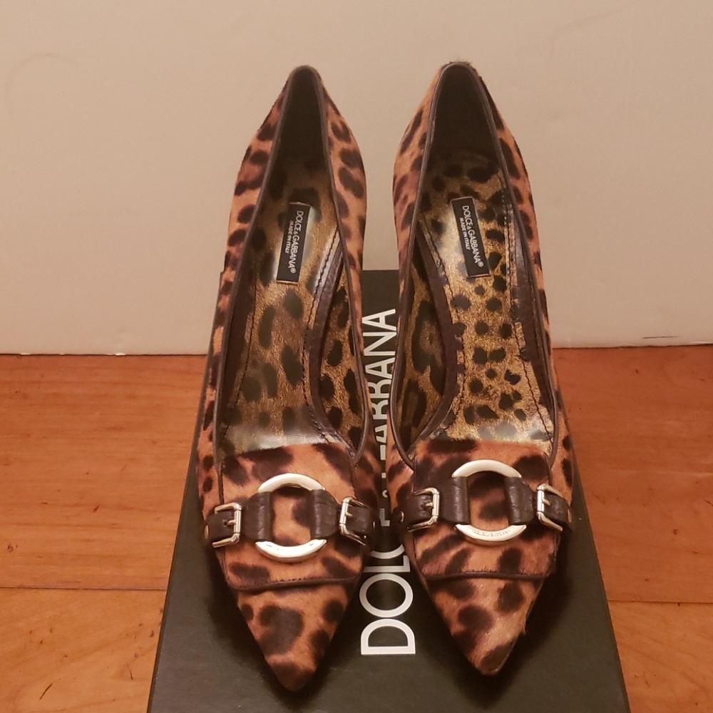 ♤ Dolce & Gabbana Fur Pumps